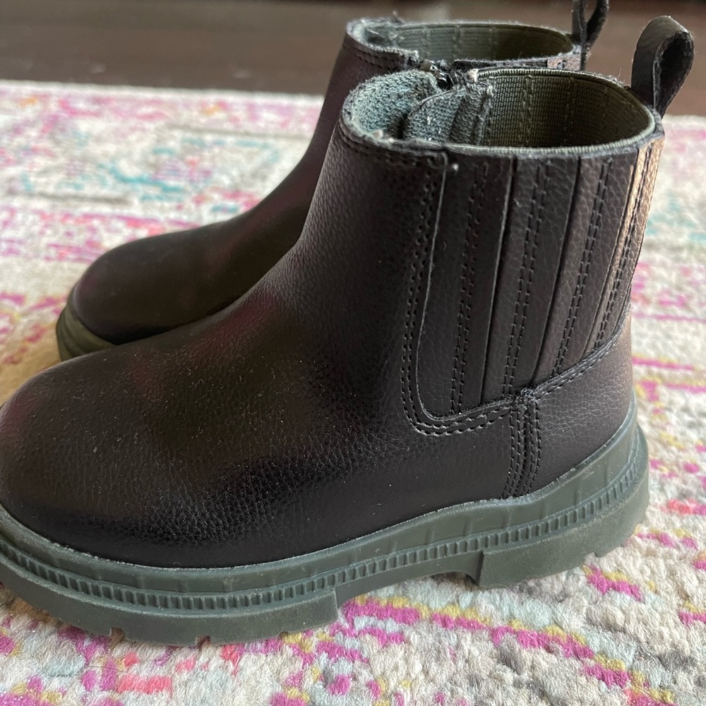 ZARA Toddler Lug Sole Boots